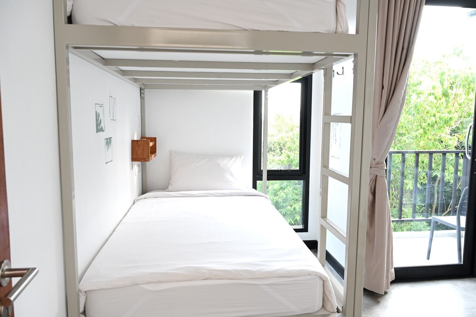 Photo - The Dearly Koh Tao Hostel-PADI 5 Star Dive Resort