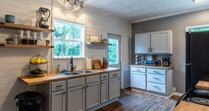 Peaceful 4BR w/Views-Outdoor Space, Pet-Friendly
