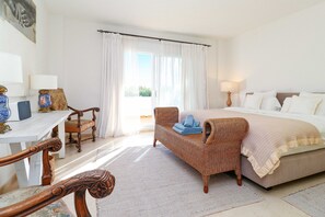 3 soverom, strykejern/-brett, wi-fi (inkludert) og sengetøy