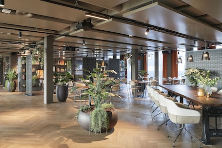 Restaurante. Lumen Apartments