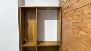 Habitación estándar con 1 cama matrimonial o 2 individuales