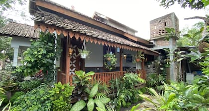 Homestay Candi Pawon Fahrurohman Syariah