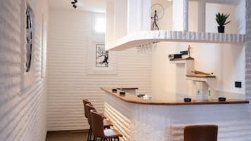 Villa (Four Bedroom Villa with Swimming Pool) | Dining room