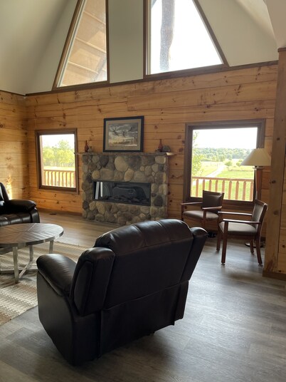 Newly Built Lodge Nestled in a Gorgeous Setting