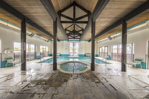 Indoor pool, outdoor pool - Shoalwater 804 (Orange Beach)