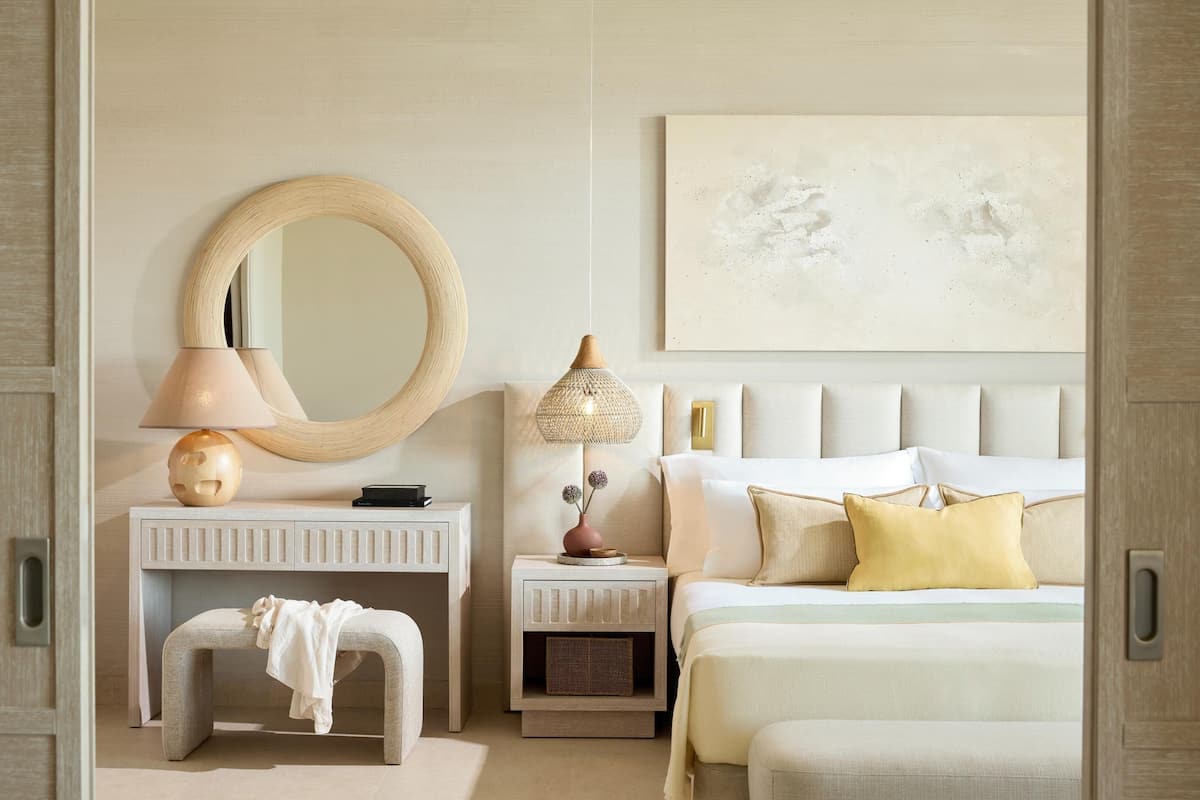 Deluxe Bungalow, 1 Bedroom, Sea View | Minibar, desk, soundproofing, free WiFi