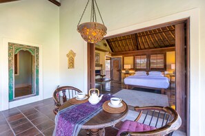 Villa Familiale, 4 chambres, piscine privée | 4 chambres, surmatelas, décoration personnalisée