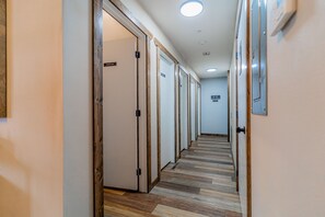 Deluxe House, Multiple Bedrooms | Bathroom shower