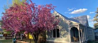 Retha Victorian - Gunnison