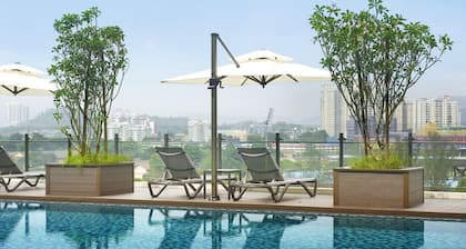 Komune Living & Wellness in the Park