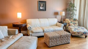 Condo, 2 Bedrooms | Living room - 411 Holiday Isle 411 by ACP (Dauphin Island)