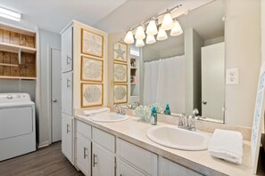 Casa, 3 habitaciones | Baño | Toallas