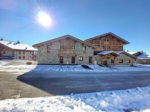 Exterior - Bright apartment in La Rosière with garden and spa (Montvalezan-La Rosière)