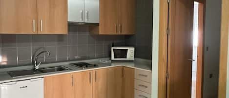 Fridge, microwave, coffee/tea maker, toaster