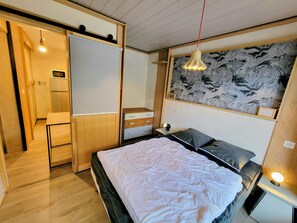 2 bedrooms - Renovated apartment, ski-in/ski-out, balconies, 3 rooms for 8 ppl. (Les Arcs 2000)