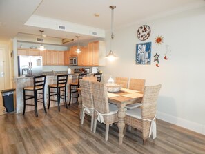 Condo, 2 Bedrooms | In-room dining
