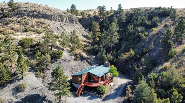 Exterior - Rustic Bliss at Montana's Secluded Hideaway (Laurel)