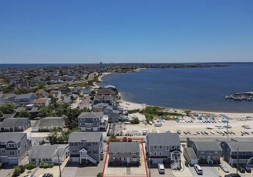 Island beach barrier island house