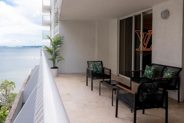 Property grounds - SF Zeus` Sanctuary Ocean View in Brickell Miami (Miami)