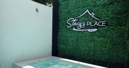 Stacys Place #4: Studio Apartment