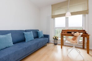 Televisión, oficina