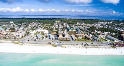 Luxury Townhome-Close 2 Beach-Golf Cart-Amenities