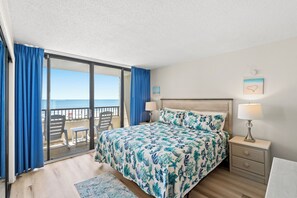2 bedrooms, iron/ironing board, free WiFi, bed sheets - Nicely decorated & well maintained oceanfront condo +Free Attraction Tickets! (North Myrtle Beach)