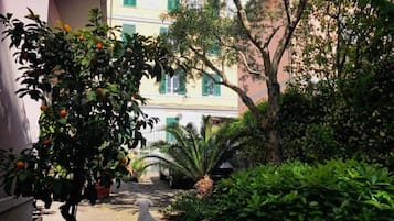 Enceinte de lâhĂ©bergement