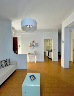 Älytelevisio, kirjoja