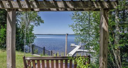 Stepaway Vacation Rentals- Up Nort Retreat