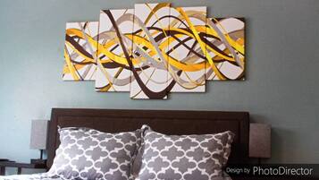 2 slaapkamers, een strijkplank/strijkijzer, reisbedje, gratis wifi