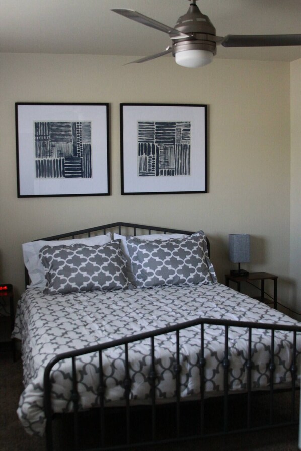 2 bedrooms, iron/ironing board, travel cot, free WiFi