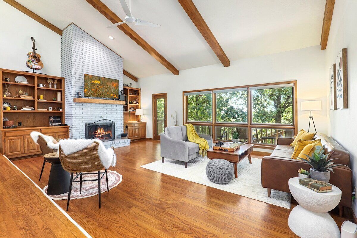 Sundown Hollow- Central Fayetteville- Sleeps 10
