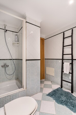 Apartment | Badezimmer