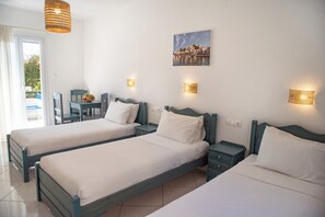 1 bedroom, in-room safe, desk, iron/ironing board