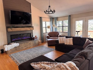 Smart TV, fireplace, DVD player