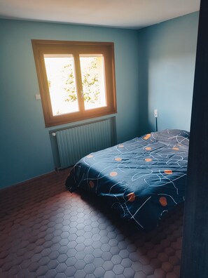 5 chambres, Wi-Fi gratuit, draps fournis