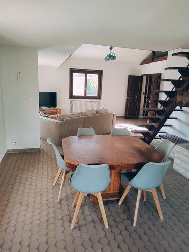 Large and pleasant 150M2 house near Lyon