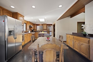 Dining - 221W: Family Friendly Avalon Home, Golf Cart, Large Deck + Outdoor Dining (Avalon)