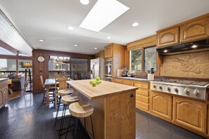 Fridge, microwave, oven, stovetop - 221W: Family Friendly Avalon Home, Golf Cart, Large Deck + Outdoor Dining (Avalon)