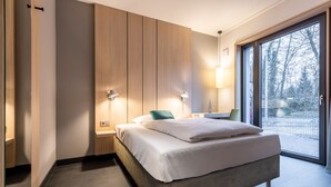 Superior Room (French Bed)
