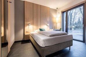 Superior Room (French Bed) | Desk, soundproofing, free WiFi, bed sheets