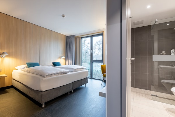 Superior Double Room | Desk, soundproofing, free WiFi, bed sheets