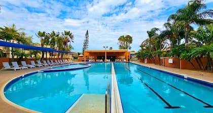 Riverview Holiday Waterfront Apt 10 - 2 Storey - Kalbarri, WA