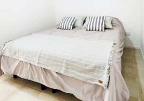 1 habitación, wifi y ropa de cama 