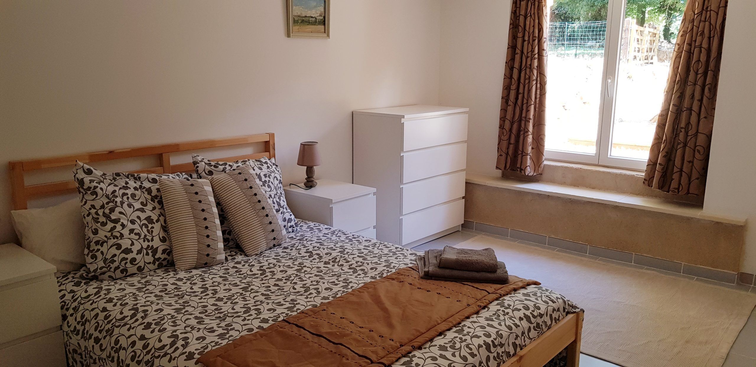 4 habitaciones y ropa de cama 