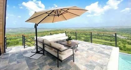 Green Villa In The Mountains close to Santo Domingo