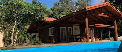 Piscina all'aperto