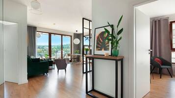 Premium Apartment | Living area | TV