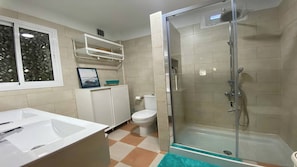 Shower, towels - Casa Domi (Valle Gran Rey)